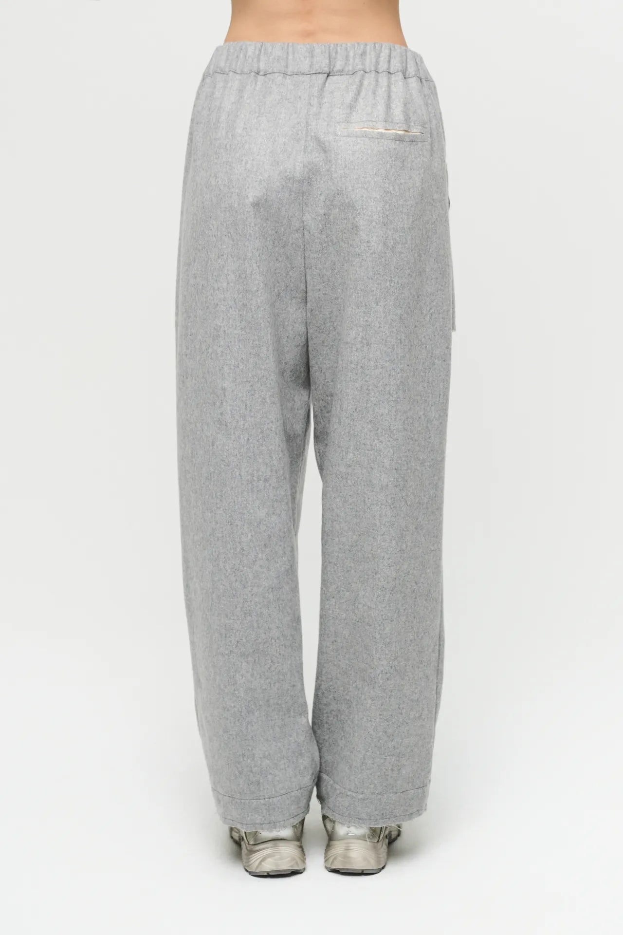 Un Trousers