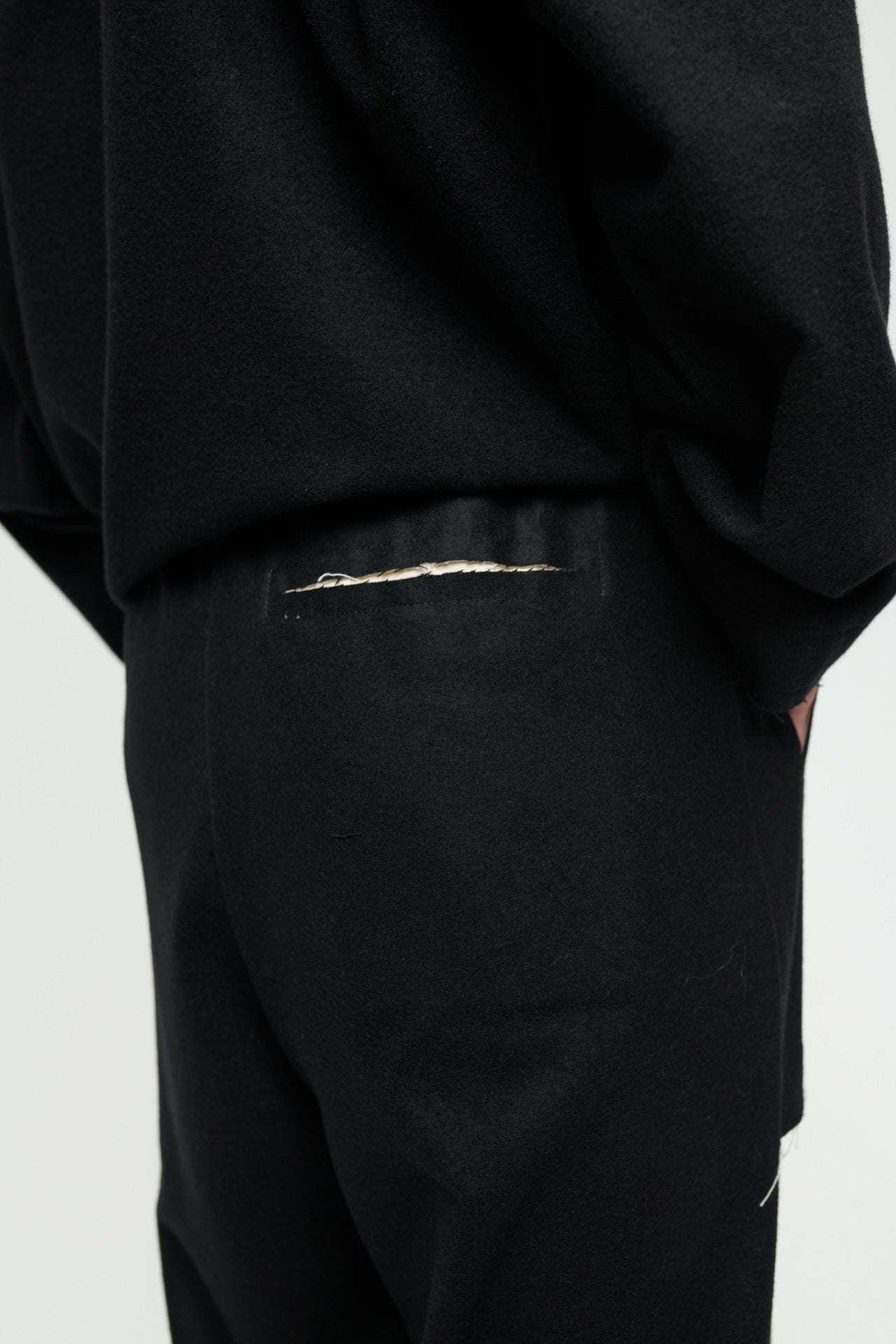 Un Trousers