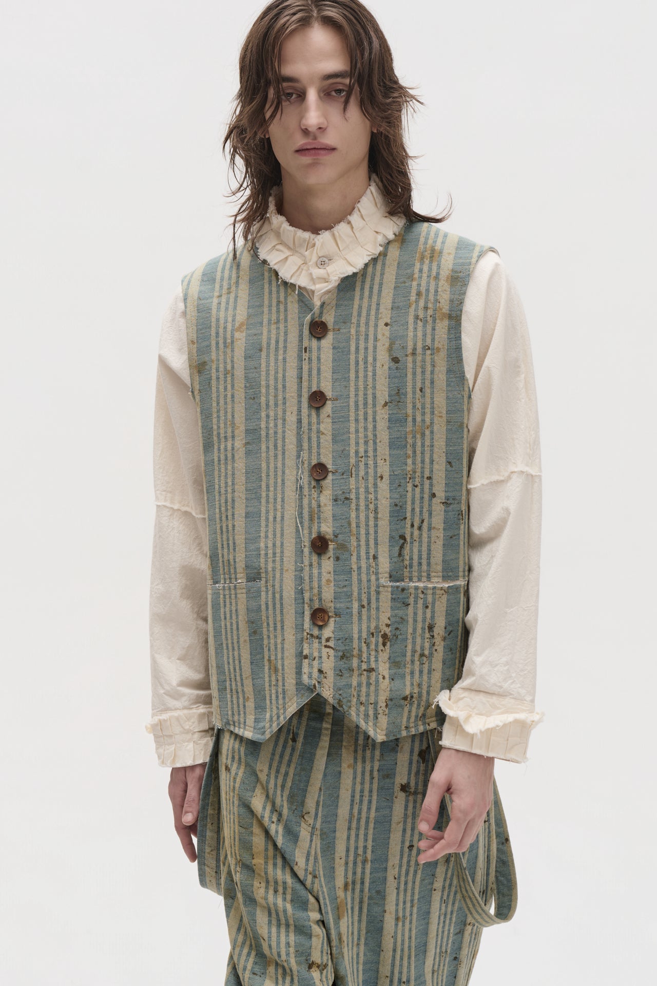 Trama Vest