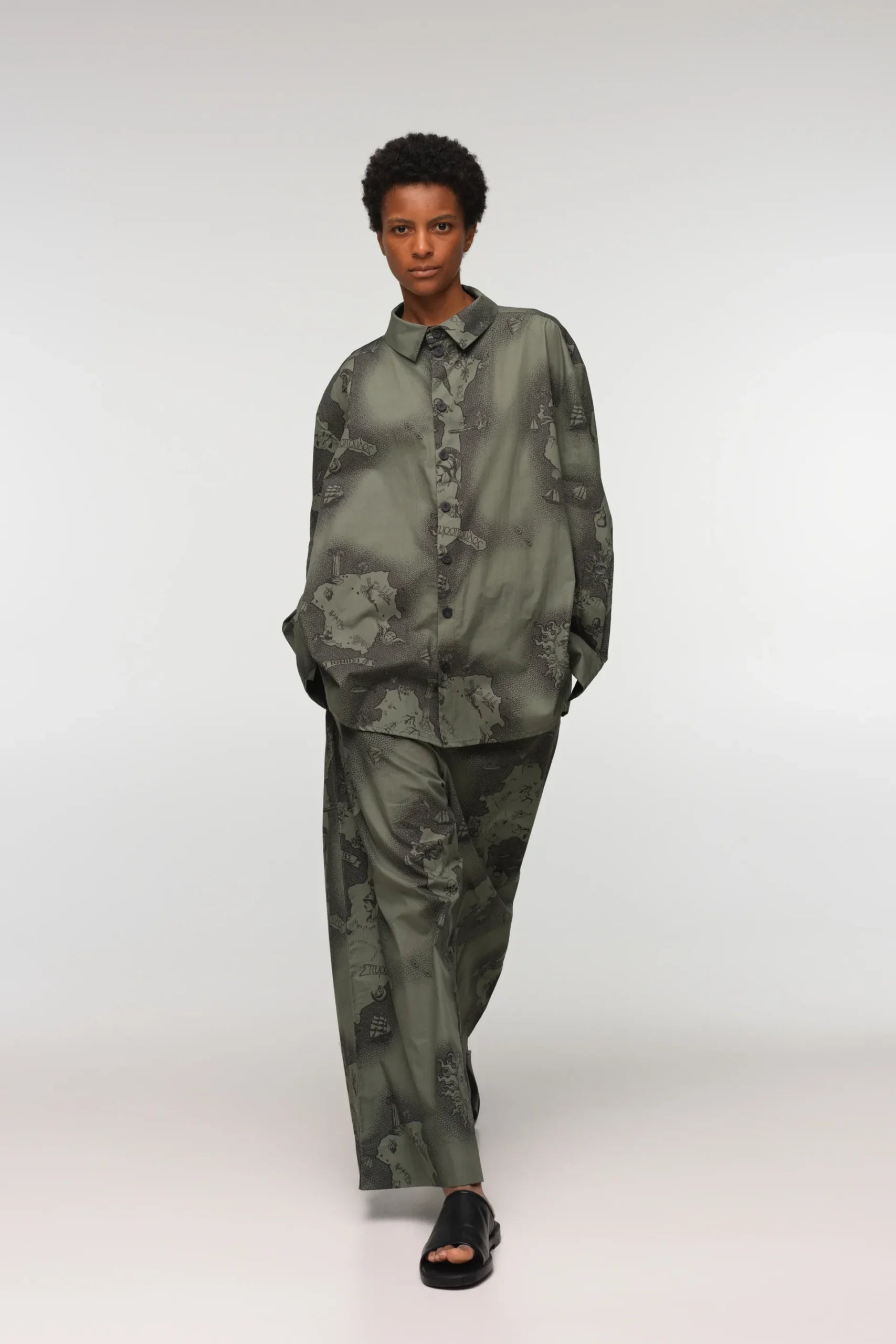 Ozoní Shirt