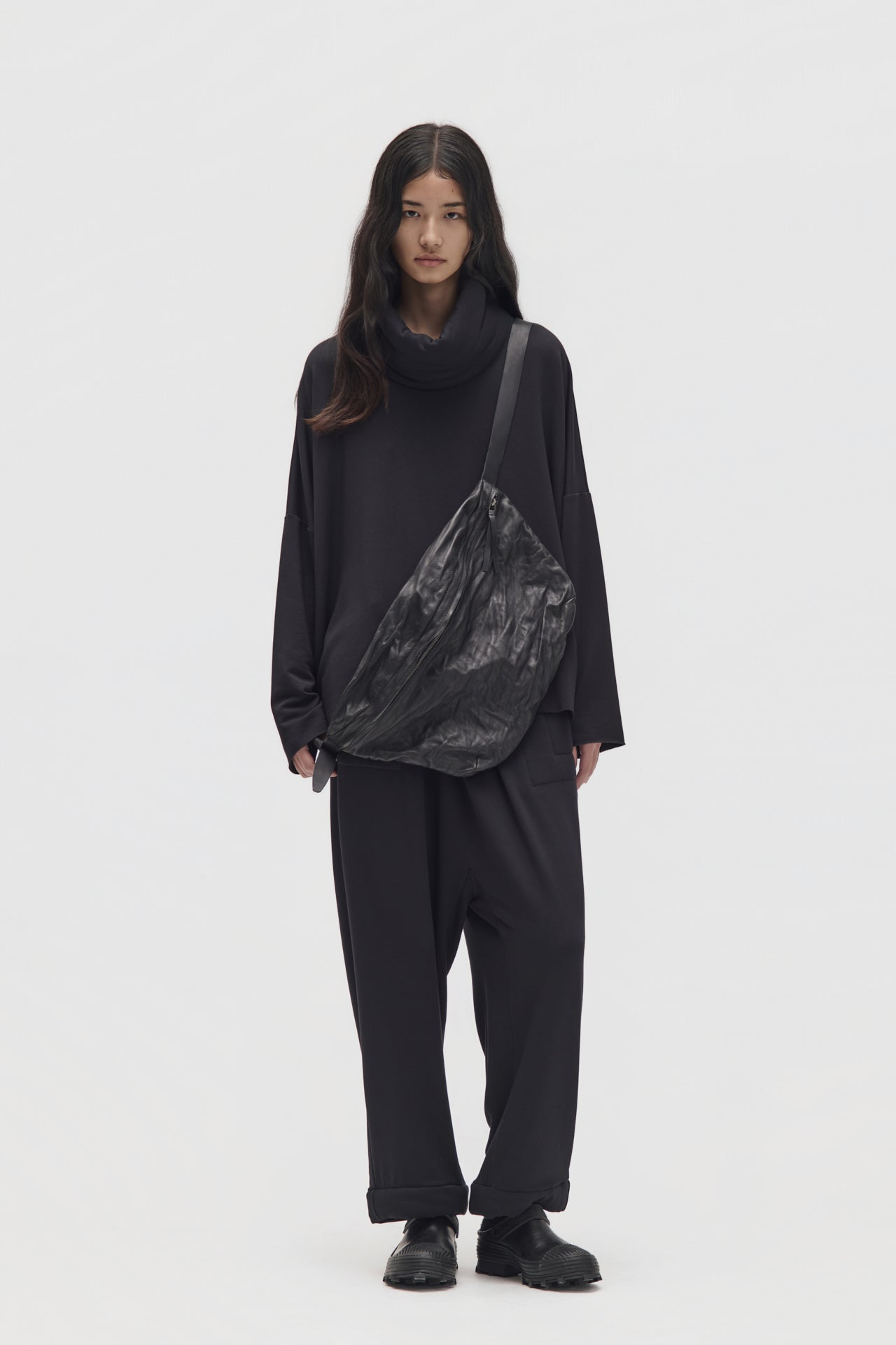 Gleam Shoulderbag