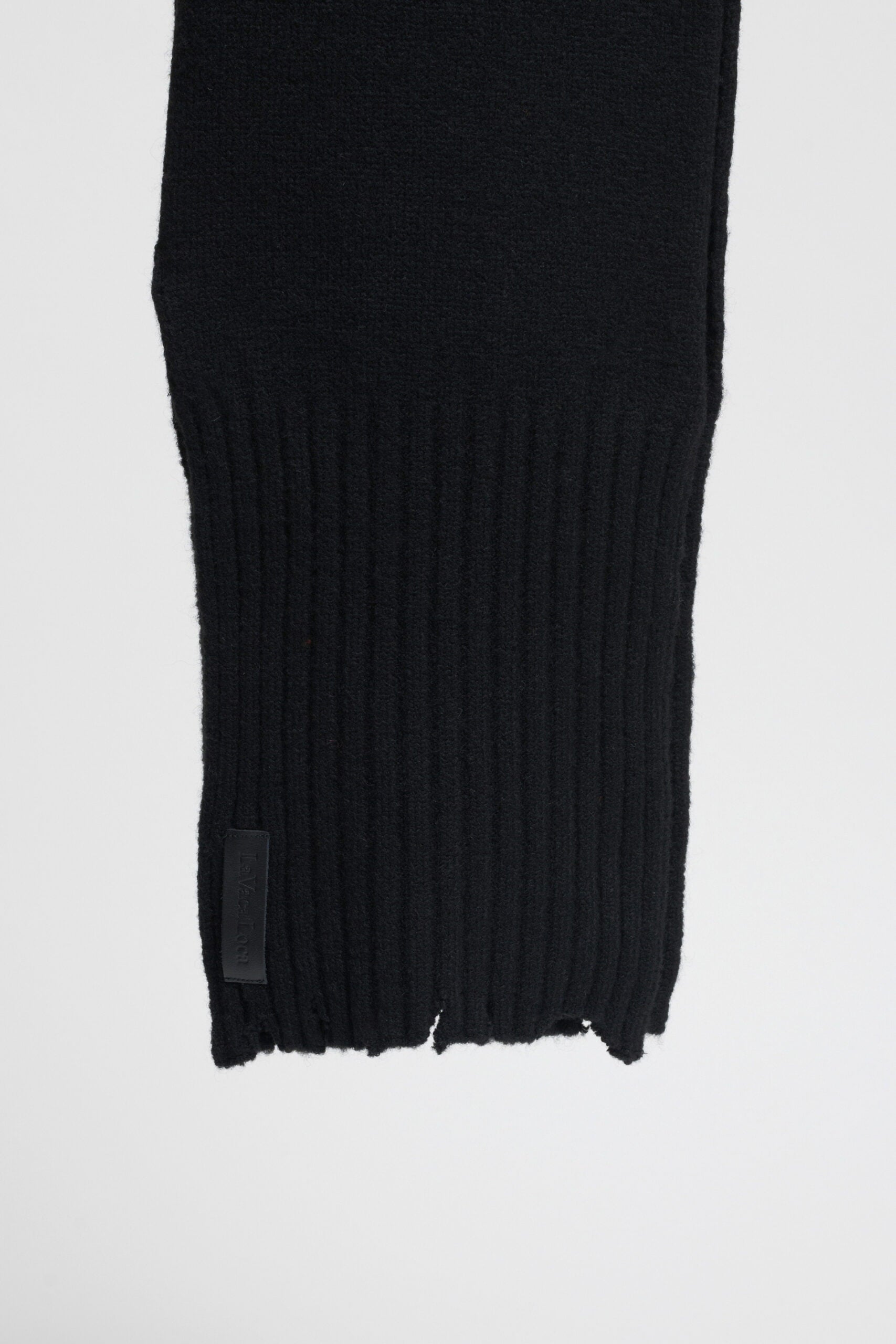 Conexión Knitted Scarf